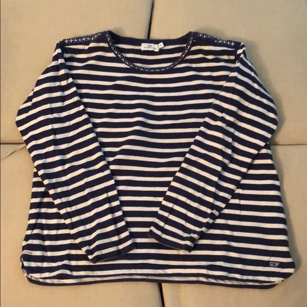 vineyard vines crew neck sweater
